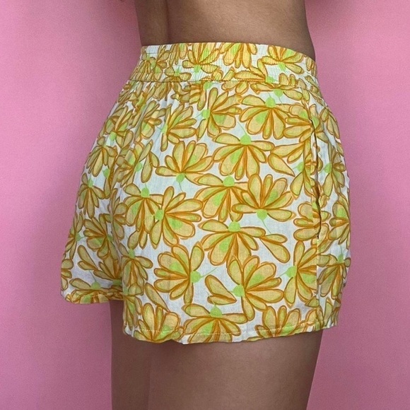 Zara Mustard Yellow High Waisted Lightweight Cotton Floral Shorts Medium - Picture 1 of 11